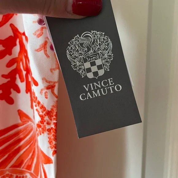 Vince Camuto Vibrant Red Seashell Print Rayon Blouse Women’s Size Small - Picture 6 of 15